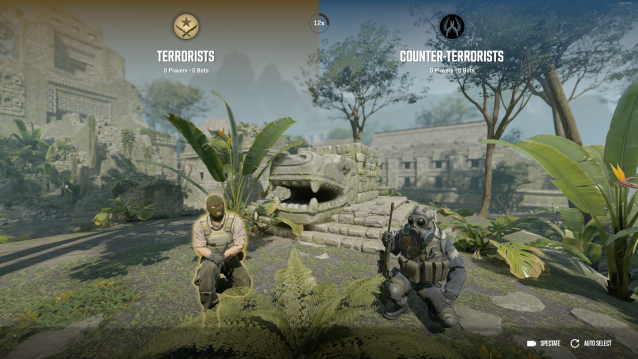 En terrorist og kontraterrorist kneler ned med våpnene sine utenfor Ancient i Counter-Strike 2.